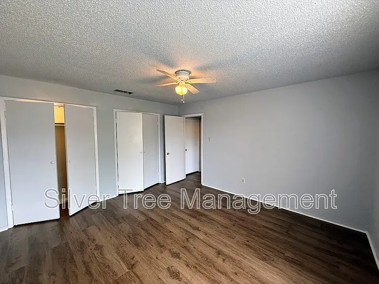4820 Wellesley Ave #A — Photo 7