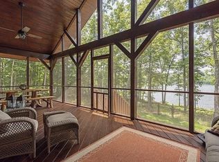 837 Holly Ln, Spencer, TN 38585