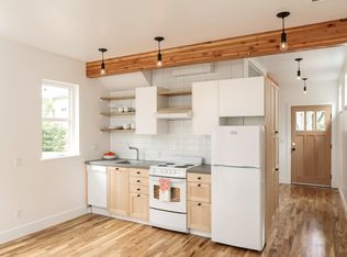 2118 SE Ivon St, Portland, OR 97202