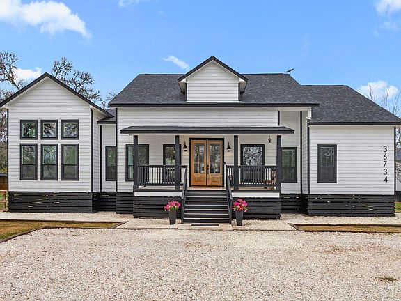 3rd image of 36734 Stirrup Rd