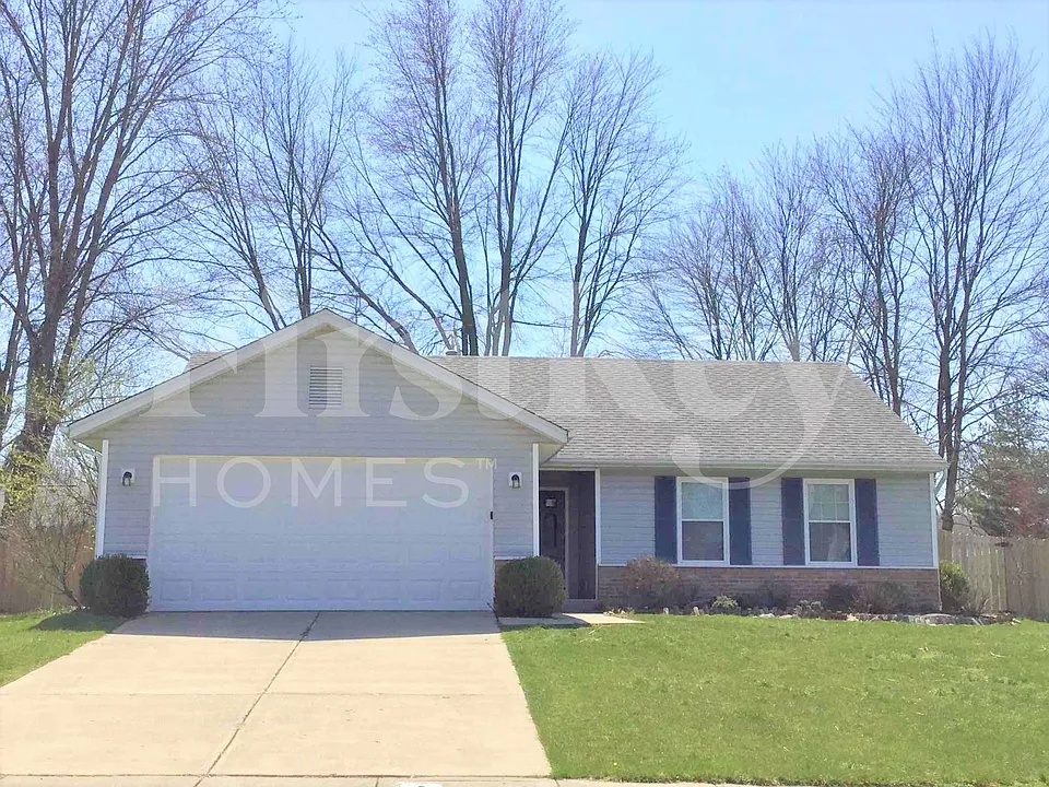 687 Bobolink Ct