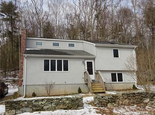 284 Barstow Rd, Canterbury, CT 06331