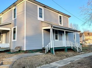 802 1/2 N Mulberry St, Muncie, IN 47305