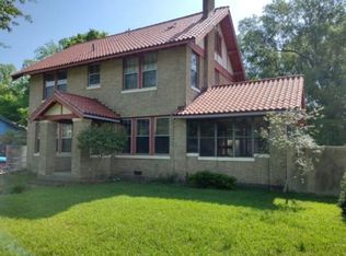 1225 S Olive St, Pine Bluff, AR 71601