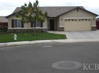 2008 N Vine Cir, Hanford, CA 93230