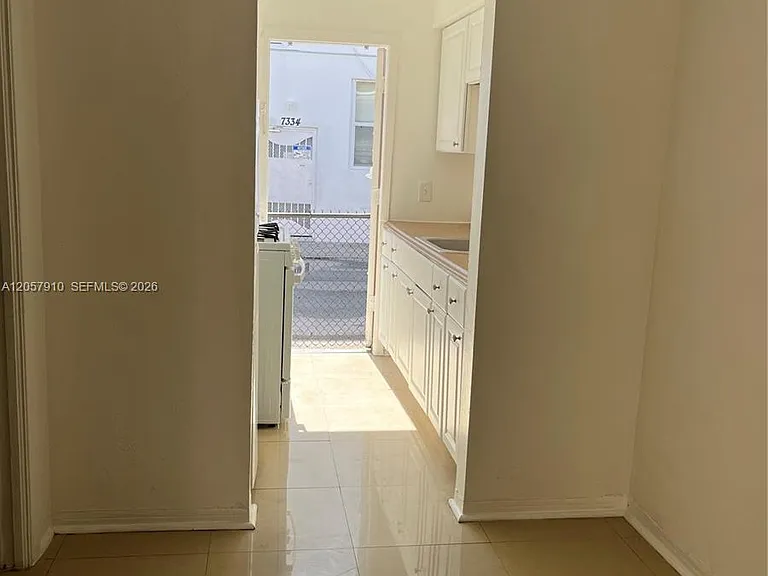 7333 Byron Ave #7331 — Photo 5