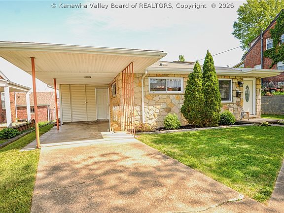 4th image of 58 9th Ave