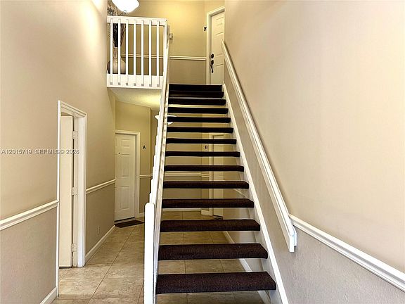 3rd image of 5790 Coach House Cir APT E
