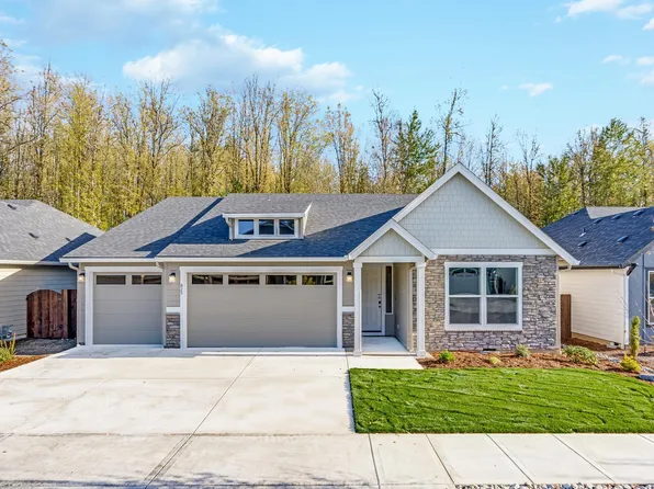 825 NW 28th St, Battle Ground, WA 98604
