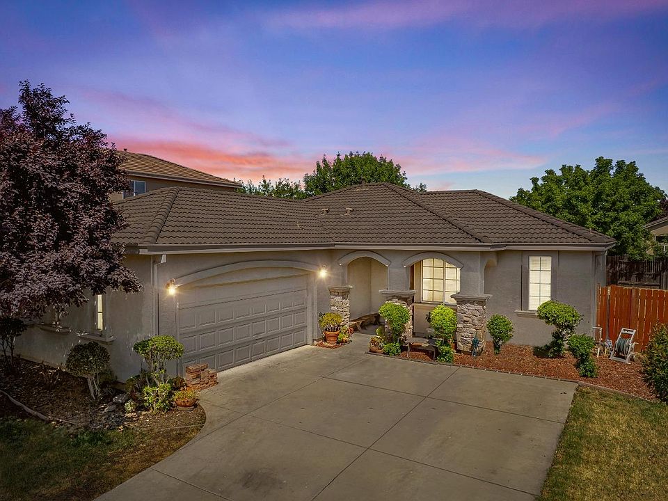 1st image of 1733 Cattail Dr