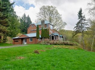 1605 Kingdom Rd, Vershire, VT 05079