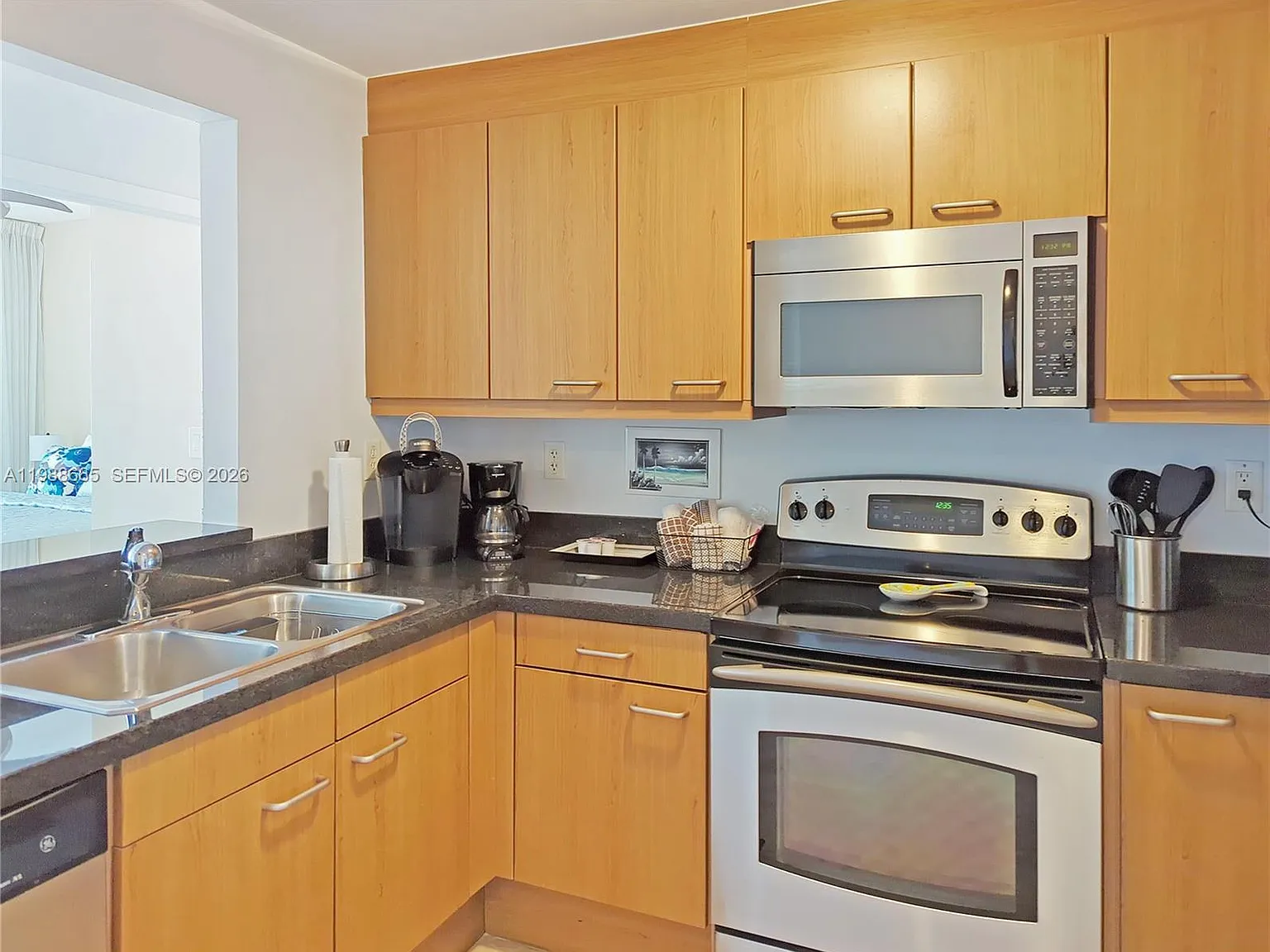 Ocean Place Condo — Photo 4