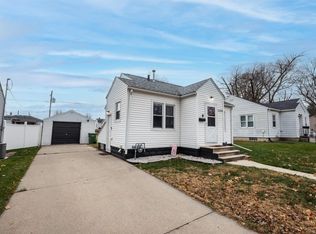1806 Hawthorne Ave, Waterloo, IA 50702