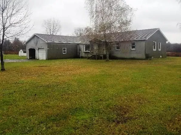 95 North St, Springville, NY 14141