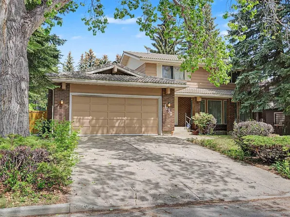 1032 Varsity Estates Dr NW, Calgary, AB T3B 3B2