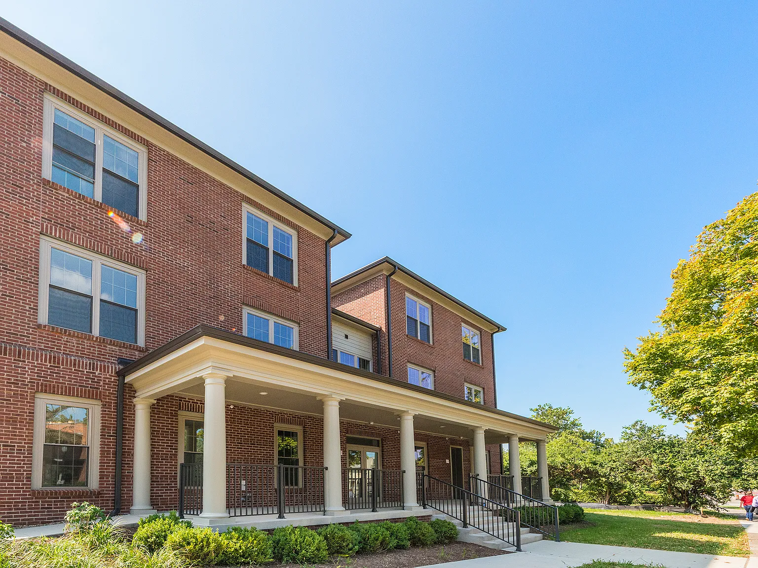 2 bed, $1,720 — Photo 1