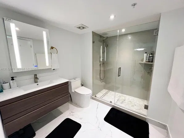 1800 N Bayshore Dr #Penthouse 4204, Miami, FL 33132