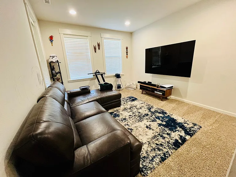18520 44th Dr SE — Photo 5