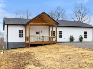 4251 Old Metal Rd, Cunningham, TN 37142