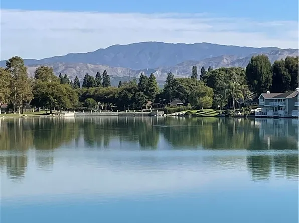 20 Park Vis, Irvine, CA 92604