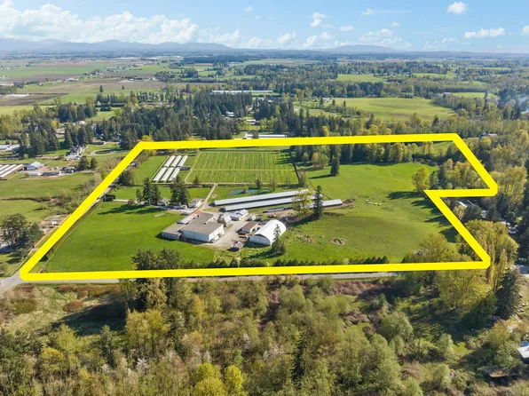 711 256th St, Langley, BC V4W 2H7