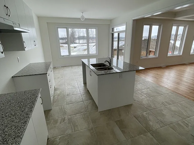103 Nottingham Rd — Photo 7