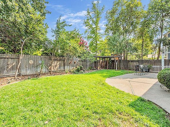5th image of 9972 Stirling Park Dr