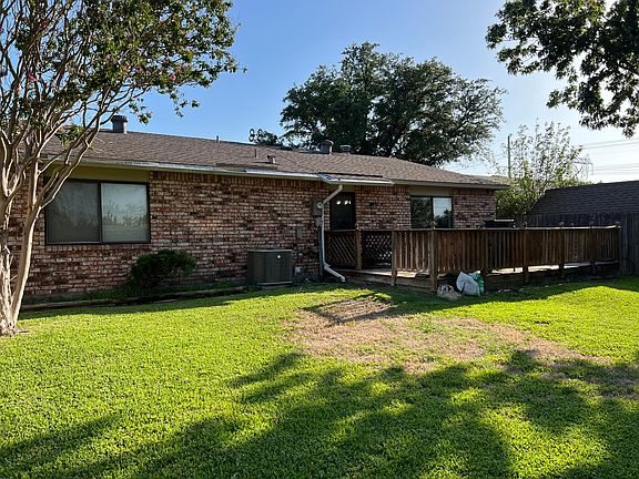 3rd image of 5217 Nash Dr