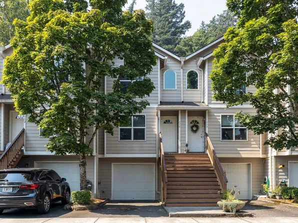 778 E Hist Columbia River Hwy, Troutdale, OR 97060