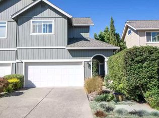 60 Baypoint Dr, San Rafael, CA 94901