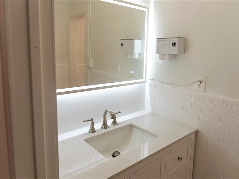 144 Salem St #4 — Photo 4