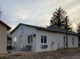 816 Buffalo St, Benkelman, NE 69021