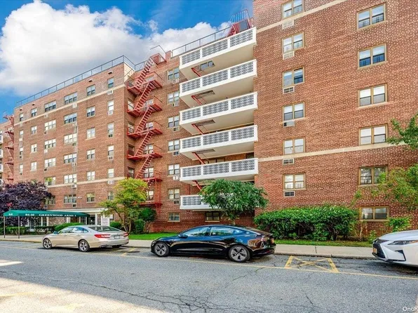 86-10 151 Avenue #2H, Howard Beach, NY 11414