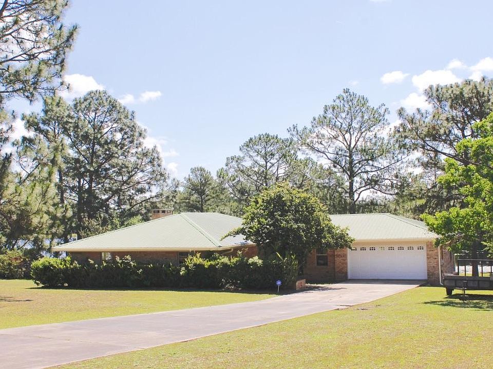 1st image of 991 Pinewood Dr