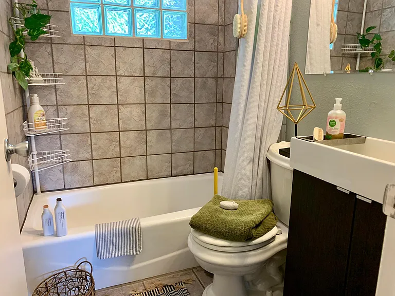 Upstairs bathroom