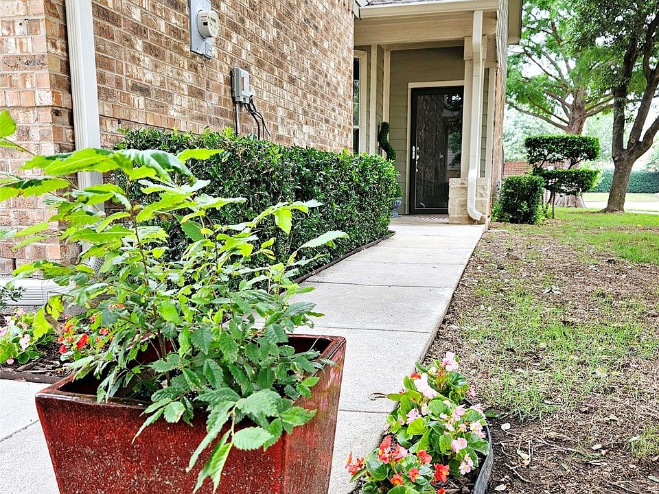 1st image of 3152 Tarrant Ln