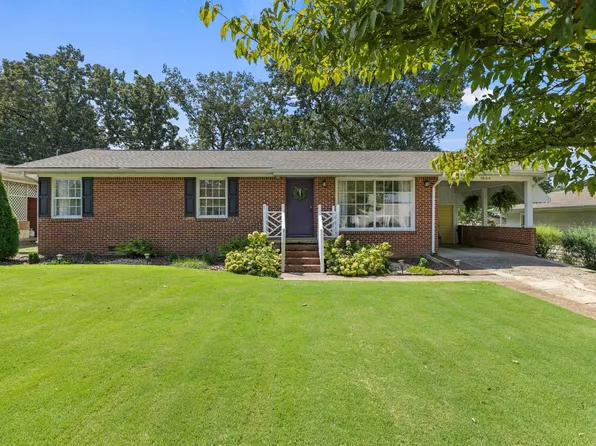 1644 Edgemont Dr, Florence, AL 35630