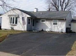 413 Trenton Rd, Fairless Hills, PA 19030