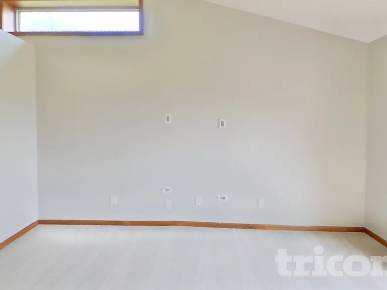 4367 87th St NE — Photo 3