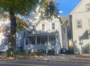 423 Blatchley Ave, New Haven, CT 06513