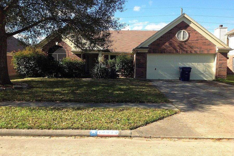 1st image of 13915 Fair Park Dr