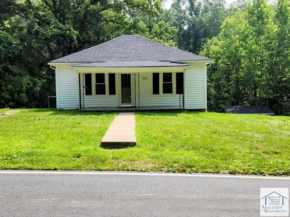 590 Henry St, Stanleytown, VA 24168