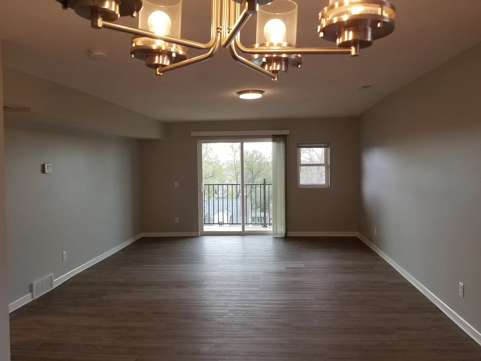 2 bed, $1,450 — Photo 3