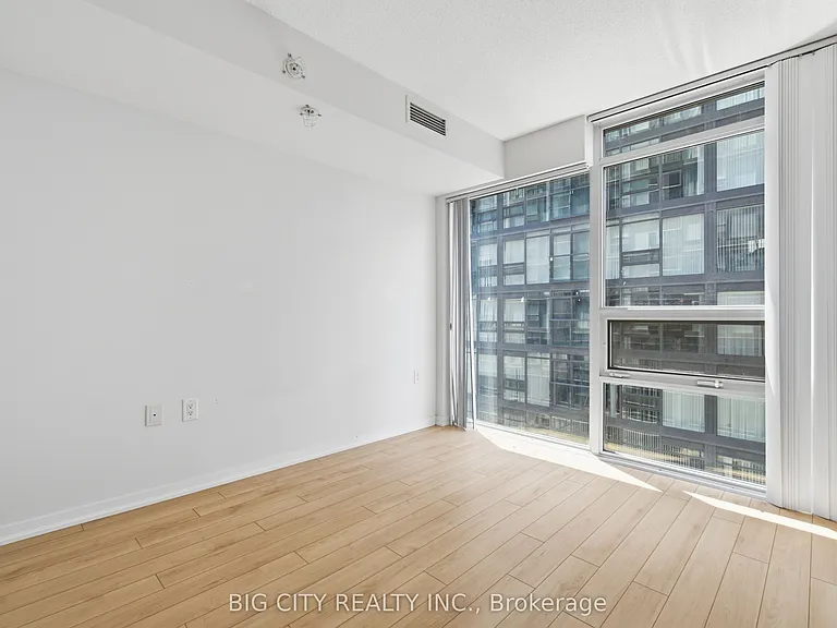 36 Lisgar St #1701E — Photo 9
