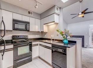 1540 Escondida Ct, Santa Fe, NM 87507