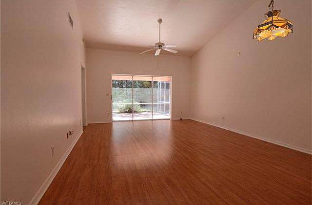 1st image of 518 Saint Andrews Blvd #17