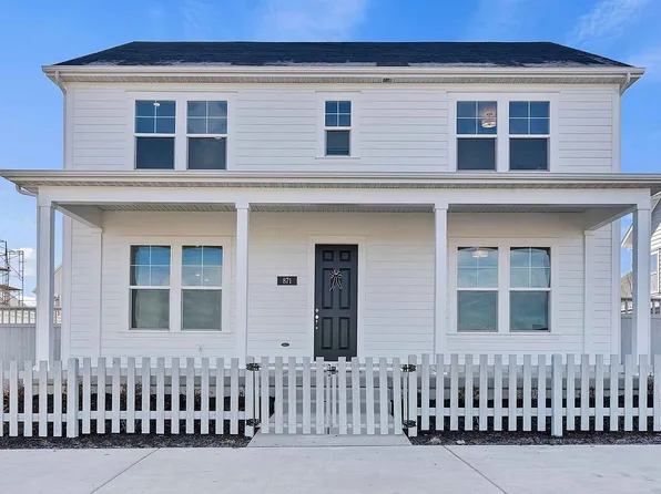 913 W Halvorsen Pkwy, Saratoga Springs, UT 84045