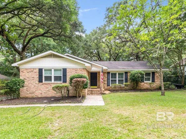 3909 Hillcrest Ln, Mobile, AL 36693