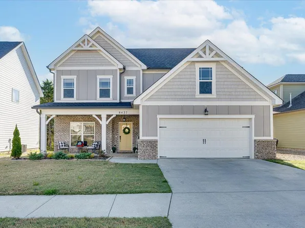 8427 Cherrybark Ln, Ooltewah, TN 37363