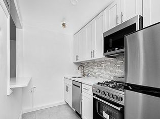 313 E 84th St APT 1A, New York, NY 10028